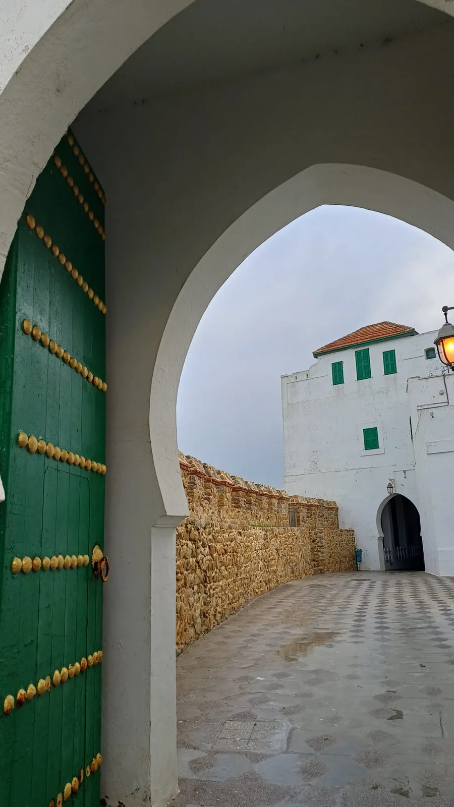 Jdeme palácem slavného bandity